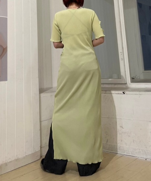 MAISON ELLIE（メゾンエリー）の「cut off pleats long one-piece（ワンピース・レディース・ライトグリーン/コーラル/ブラック・FREE）」の16枚目の写真