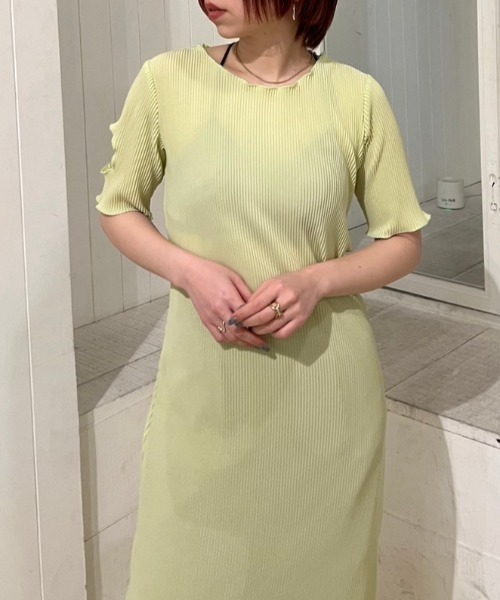 MAISON ELLIE（メゾンエリー）の「cut off pleats long one-piece（ワンピース・レディース・ライトグリーン/コーラル/ブラック・FREE）」の17枚目の写真
