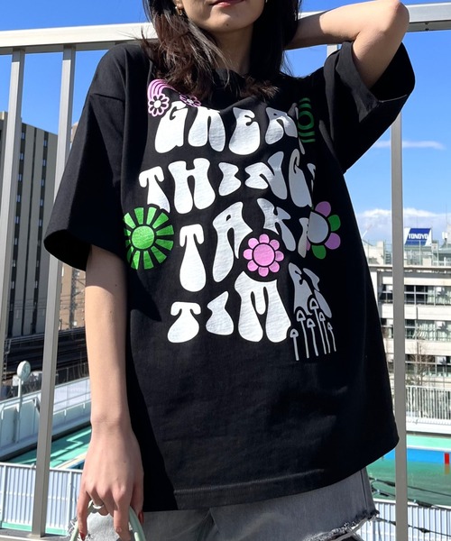 spiritoso(スピリトーゾ)の「【spiritoso】レトロヒッピービッグシルエットTシャツ(Tシャツ/カットソー・レディース・ネイビー/ブラック/ホワイト・MEDIUM/LARGE)」の2枚目の写真