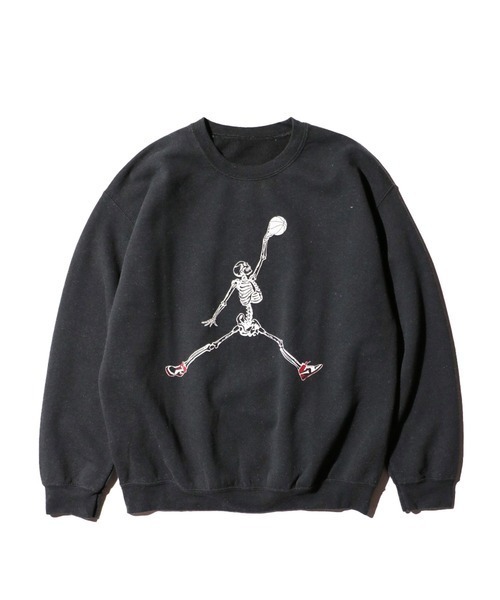 THRIFTY LOOK(スリフティールック)の「THRIFTY LOOK / スリフティールック JUMP SKULL CREW SWEAT(スウェット・メンズ・ホワイト/ブラック/アッシュグレー/レッド・SMALL/MEDIUM/LARGE/X-LARGE)」の2枚目の写真