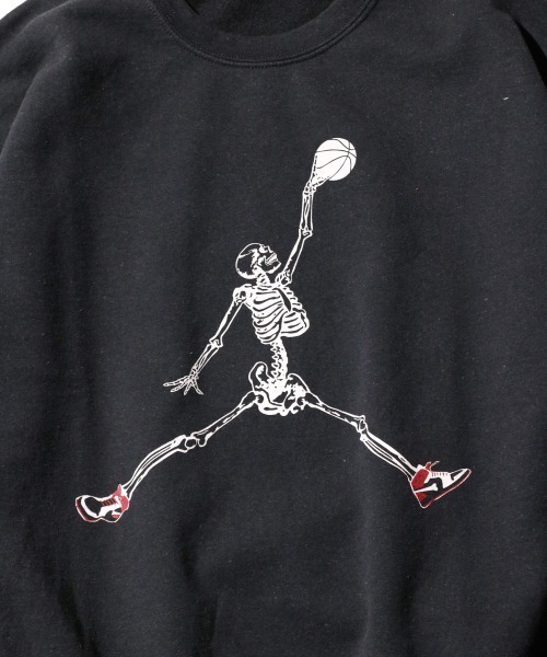 THRIFTY LOOK(スリフティールック)の「THRIFTY LOOK / スリフティールック JUMP SKULL CREW SWEAT(スウェット・メンズ・ホワイト/ブラック/アッシュグレー/レッド・SMALL/MEDIUM/LARGE/X-LARGE)」の14枚目の写真