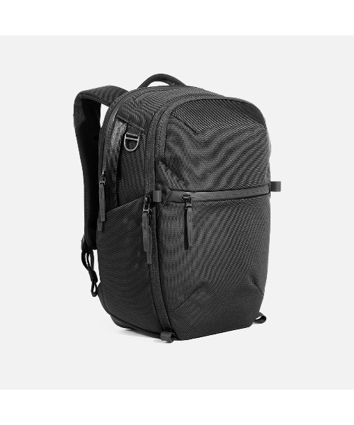 Aer（エアー）の「AER　City Pack Pro 2　/　AER-21060（バックパック/リュック・メンズ・ブラック・FREE）」の2枚目の写真