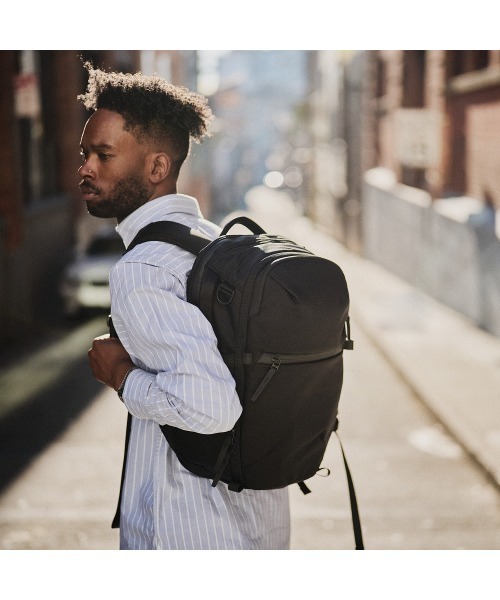 Aer（エアー）の「AER　City Pack Pro 2　/　AER-21060（バックパック/リュック・メンズ・ブラック・FREE）」の20枚目の写真
