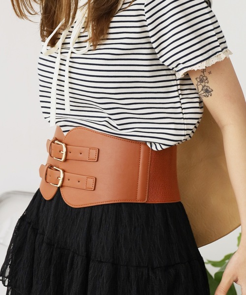 ROOPTOKYO(ループトウキョウ)の「フェイクレザー ベルトデザイン コルセット(ベルト・レディース・キャメル/ホワイト/ブラック・FREE)」の9枚目の写真