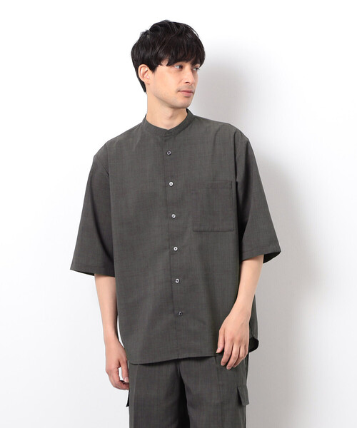 COMME CA ISM（コムサイズム）の「【セットアップ対応】リネンライク ポリエステル バンドカラー ５分袖シャツ（シャツ/ブラウス・メンズ・ベージュ/カーキ/ブラック・X-LARGE/LARGE/MEDIUM/SMALL）」の3枚目の写真