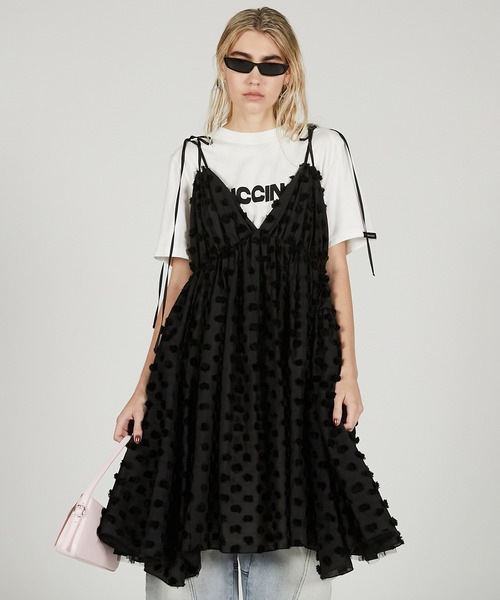 PRANK PROJECT(プランクプロジェクト)の「ポンポンボリュームキャミドレス / Pom Pom Volume Cami Dress(ドレス・レディース・ブラック/ホワイト・FREE)」の13枚目の写真