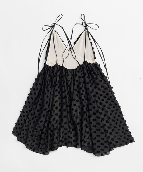 PRANK PROJECT(プランクプロジェクト)の「ポンポンボリュームキャミドレス / Pom Pom Volume Cami Dress(ドレス・レディース・ブラック/ホワイト・FREE)」の8枚目の写真