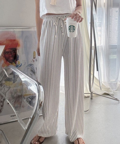 新品　ESTIMATION ホワイト ストライプ カジュアルパンツ 100% リネン ストライプパンツ - オフホワイト | ZARA Japan / 日本