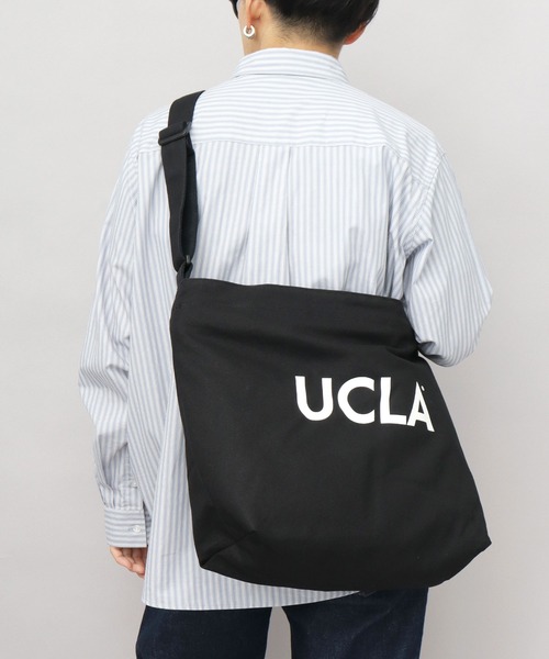 UCLA(ユーシーエルエー)の「UCLA キャンバスショルダーバッグ A4収納対応 ジョー 刺繍(ショルダーバッグ・メンズ・ブラック/オフホワイト・FREE)」の4枚目の写真