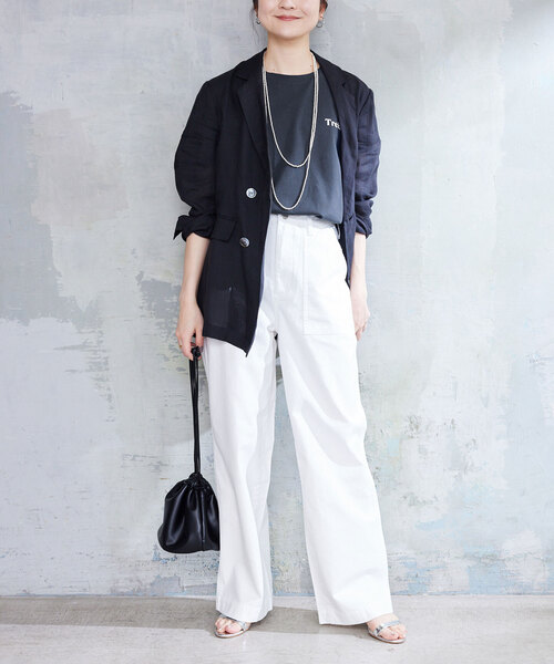 SLOBE IENA(スローブイエナ)の「《WEB限定/追加》Treize 13 Tシャツ(Tシャツ/カットソー・レディース・ベージュ/ネイビー/ホワイト・FREE)」の19枚目の写真