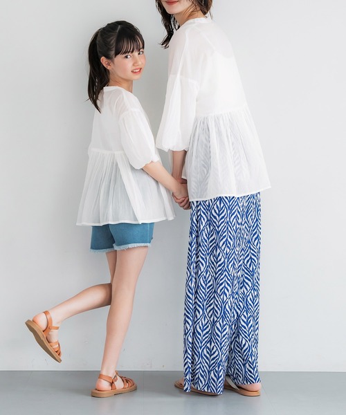 coca（coca）（コカ）の「キッズ 親子お揃い袖ボリュームティアードブラウス（シャツ/ブラウス・キッズ・ホワイト/ドット・150/140/130/120）」の5枚目の写真