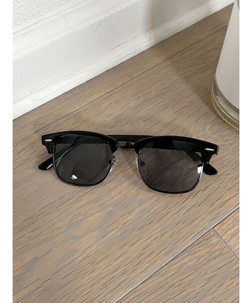 Ungrid（アングリッド）の「ハーフリムサングラス（サングラス・レディース・ブラック・FREE）」の5枚目の写真