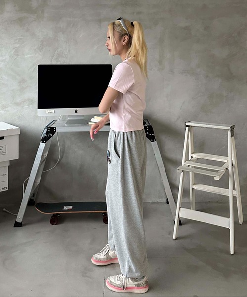 sedacle girl(セダクルガール)の「ラインストーン付きピチT(Tシャツ/カットソー・レディース・ピンク/レッド/オフホワイト/ブルー/ブラック/カモフラージュ/ドット/レオパード・SMALL/MEDIUM)」の12枚目の写真