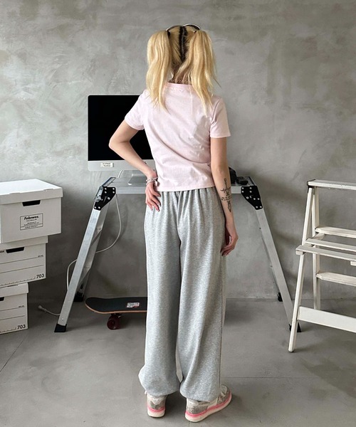 sedacle girl(セダクルガール)の「ラインストーン付きピチT(Tシャツ/カットソー・レディース・ピンク/レッド/オフホワイト/ブルー/ブラック/カモフラージュ/ドット/レオパード・SMALL/MEDIUM)」の14枚目の写真