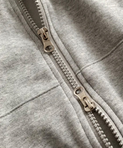 VIVID LADY（ビビッドレディー）の「夏 着回し力バツグン！ショート丈 ダブルジップパーカー 前面ポケット付き フルジップ パーカー 【半袖】 夏服（パーカー・レディース・Cream/ブラック/グレー/ネイビー/ライトグレー/ブラウン・FREE）」の14枚目の写真