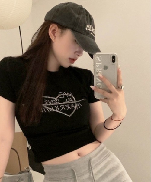 WEGO(ウィゴー)の「WEGO/ラインストーンコンパクトトップス/Tシャツ(Tシャツ/カットソー・レディース・ブラック/ホワイト・MEDIUM/SMALL)」の2枚目の写真