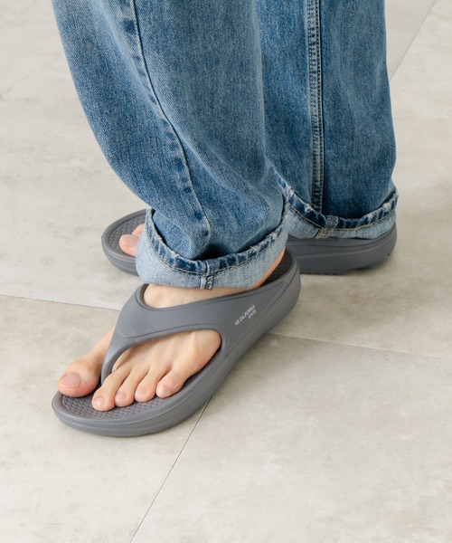 MEI（メイ）の「【MEI / メイ】軽量 リカバリー 高クッション EVA トングサンダル（サンダル・メンズ・グレー/ブラック/オリーブ・MEDIUM/LARGE/SMALL）」の14枚目の写真