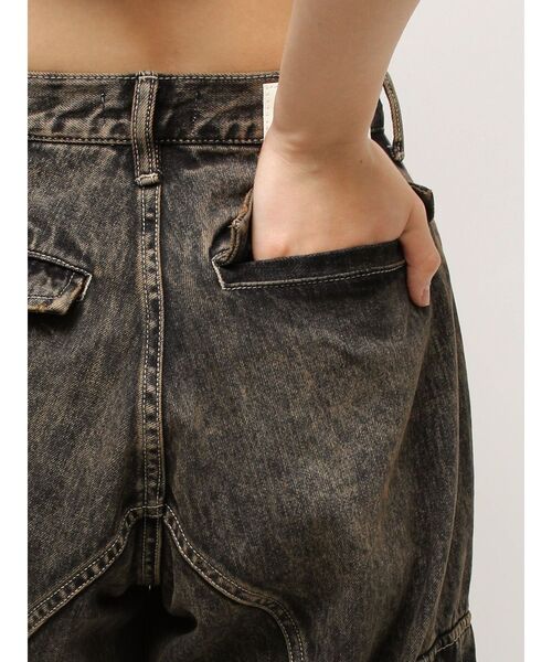 GYDA(ジェイダ)の「ハイウエスト Urban Utility Wash カーゴデニムパンツ(デニムパンツ・レディース・インディゴブルー/ライトブルー・X-SMALL/SMALL/MEDIUM)」の9枚目の写真