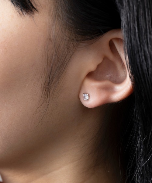 MAISON BREEZE(メゾンブリーズ)の「【MAISON BREEZE】ピアス ニッケルフリー 4mm 4本爪 キュービックジルコニア ポストピアス OSWY(ピアス(両耳用)・レディース・ゴールド/ピンク/シルバー・FREE)」の11枚目の写真