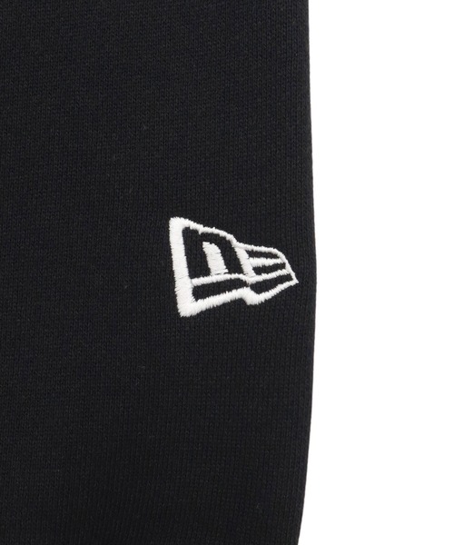 NEW ERA（ニューエラ）の「ニューエラ オーバーサイズ スウェットトレーナー 襟ぐり模様（スウェット・メンズ・ブラック/グレー・XXL/XL/L/M/S）」の5枚目の写真
