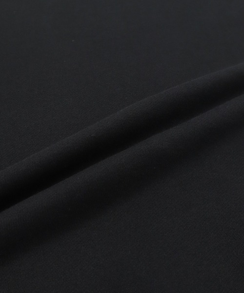 NEW ERA（ニューエラ）の「ニューエラ オーバーサイズ スウェットトレーナー 襟ぐり模様（スウェット・メンズ・ブラック/グレー・XXL/XL/L/M/S）」の8枚目の写真