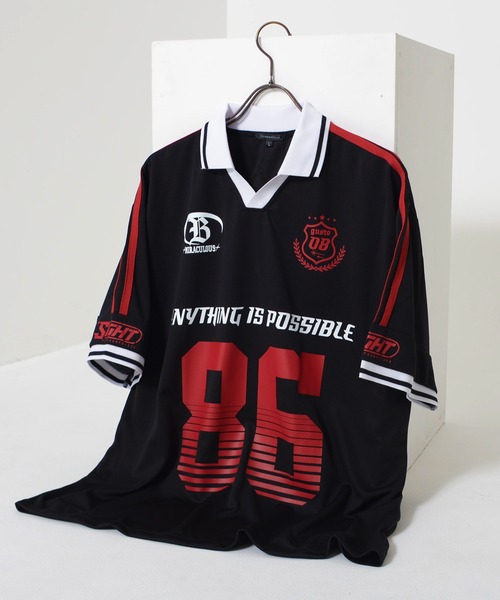 Revo.（レボ）の「オーバーサイズ サッカー ユニフォームデザイン ポロ襟 半袖Tシャツ ナンバリング ストライプ カモフラ ゲームシャツ（Tシャツ/カットソー・メンズ・ネイビー/ホワイト/レッド/レッド系その他/グリーン系カモフラージュ/グレー系カモフラージュ/ホワイト×ブルー/ブラック・M/L）」の4枚目の写真