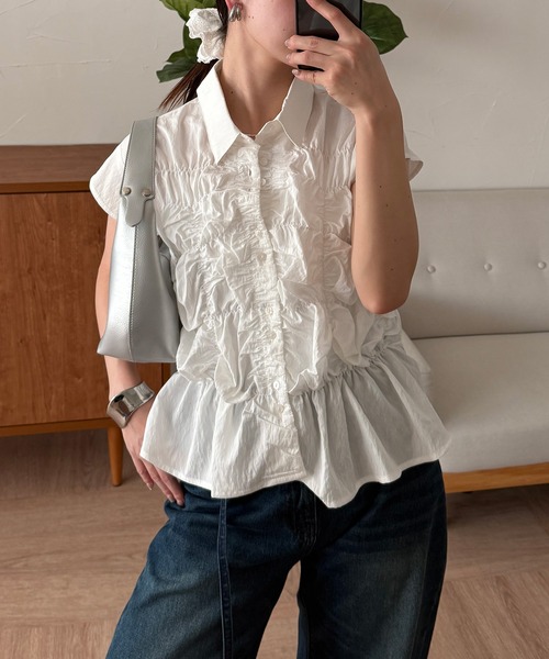 MUHET（ミュエータ）の「gather design blouse / ギャザーデザインブラウス（シャツ/ブラウス・レディース・オフホワイト/ブラック/ライトブルー・FREE）」の20枚目の写真