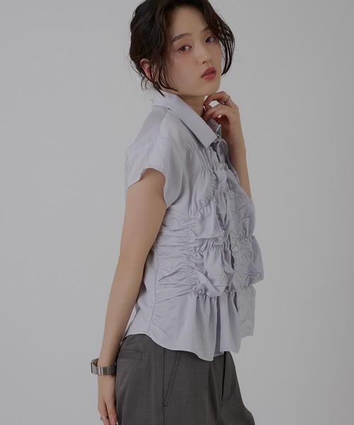 MUHET（ミュエータ）の「gather design blouse / ギャザーデザインブラウス（シャツ/ブラウス・レディース・オフホワイト/ブラック/ライトブルー・FREE）」の11枚目の写真