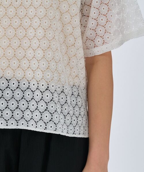 cloenc（クロエンス）の「【手洗い可】レースロゴトップス（Tシャツ/カットソー・レディース・ブラック/ホワイト・02）」の8枚目の写真