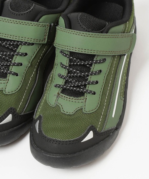 LOWRYS FARM（ローリーズファーム）の「【JUNIOR】ＩＦＭＥスニ－カー　318522（スニーカー・キッズ・カーキ/ブラック/グレー・24cm/23cm/22cm/21cm/20cm）」の7枚目の写真