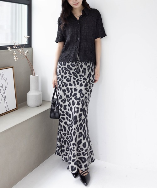 clear（クリア）の「ワッシャー半袖シャツブラウス[ショート丈 ミニ丈 二の腕カバー ポコポコ]（シャツ/ブラウス・レディース・ブラック/オフホワイト/テラコッタ・F）」の6枚目の写真