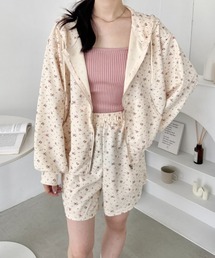 レディースのセットアップ（ホワイト/白色系・花柄・ボタニカル柄