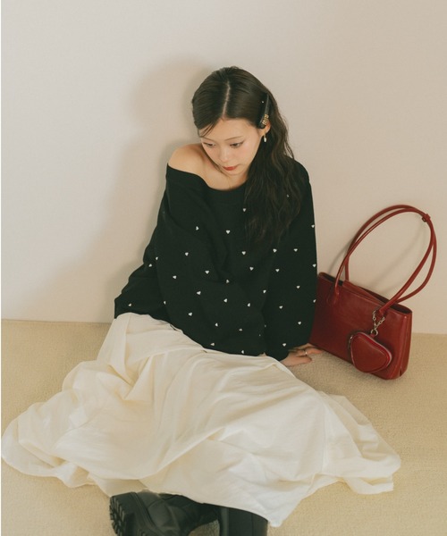 VANNIE U(ヴァニーユー)の「ハート刺繍ニットプルオーバー(ニット/セーター・レディース・ブラック/アイボリー・FREE)」の17枚目の写真
