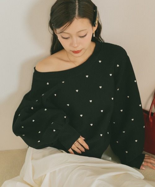 VANNIE U(ヴァニーユー)の「ハート刺繍ニットプルオーバー(ニット/セーター・レディース・ブラック/アイボリー・FREE)」の16枚目の写真