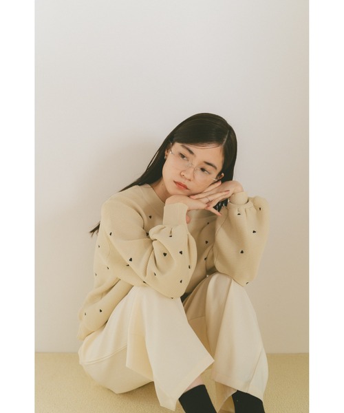 VANNIE U(ヴァニーユー)の「ハート刺繍ニットプルオーバー(ニット/セーター・レディース・ブラック/アイボリー・FREE)」の21枚目の写真