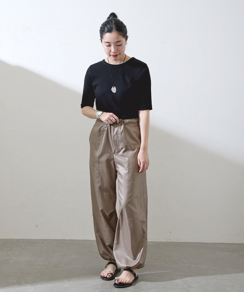 IENA（イエナ）の「《追加2》コットンフライスハーフスリーブプルオーバー（Tシャツ/カットソー・レディース・ブラック/ホワイト/ベージュ・FREE）」の14枚目の写真