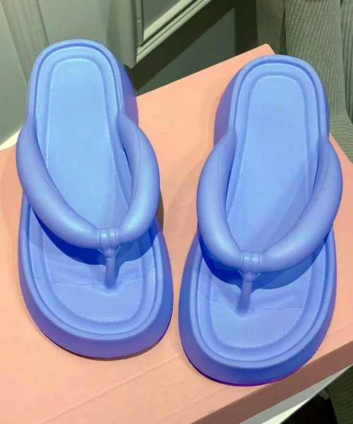 VIBGYOR(ヴィブジョー)の「厚底フラットトングサンダル / シンプルで履きやすいボリュームソール(CZ)(サンダル・レディース・アイボリー/ライトブルー/ブラック・MEDIUM/LARGE)」の5枚目の写真