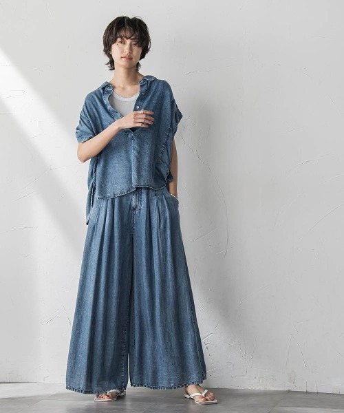 MAYSON GREY(メイソングレイ)の「バイオシルクデニムブラウス≪洗濯機で洗える≫(シャツ/ブラウス・レディース・ネイビー/ブルー・M)」の5枚目の写真