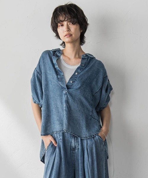 MAYSON GREY(メイソングレイ)の「バイオシルクデニムブラウス≪洗濯機で洗える≫(シャツ/ブラウス・レディース・ネイビー/ブルー・M)」の10枚目の写真