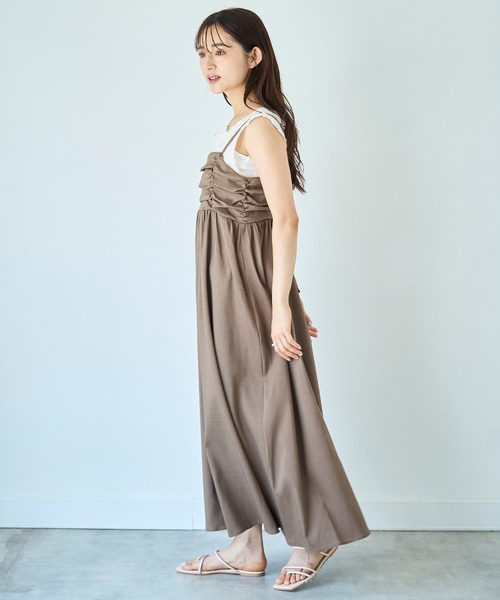 mil(ミル)の「フロントギャザー キャミワンピース 【587146】(ワンピース・レディース・ブラック/グレイッシュベージュ/モカ・XS/S)」の18枚目の写真