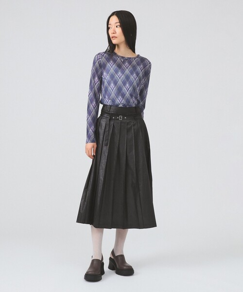 Ray BEAMS（レイビームス）の「レザーライクプリーツ スカート（スカート・レディース・ブラック/グレー・0/1）」の13枚目の写真