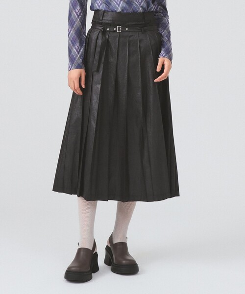 Ray BEAMS（レイビームス）の「レザーライクプリーツ スカート（スカート・レディース・ブラック/グレー・0/1）」の14枚目の写真