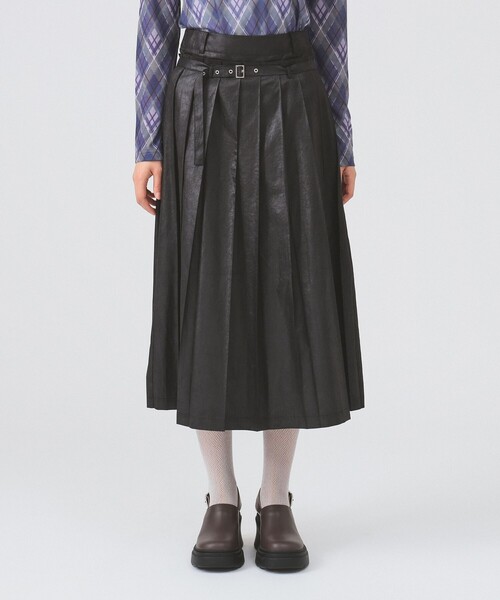 Ray BEAMS（レイビームス）の「レザーライクプリーツ スカート（スカート・レディース・ブラック/グレー・0/1）」の15枚目の写真