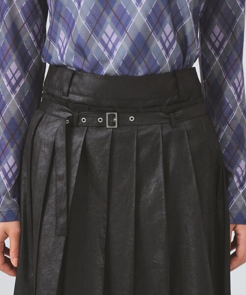 Ray BEAMS（レイビームス）の「レザーライクプリーツ スカート（スカート・レディース・ブラック/グレー・0/1）」の18枚目の写真