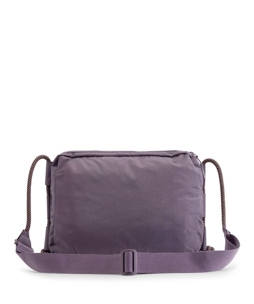 HUNTER(ハンター)の「トラベル リップストップ リサイクル ナイロン サコッシュ(ボディバッグ/ウエストポーチ・レディース・イエロー/パープル・ONE)」の3枚目の写真