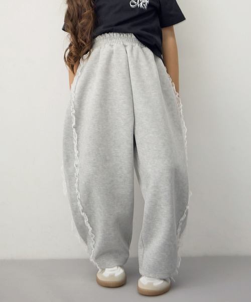 Piet（ピエット）の「レースライン バルーンスウェットパンツ（スウェットパンツ・キッズ・グレー/ブラック・130/120/110/100）」の11枚目の写真