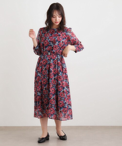 LAURA ASHLEY（ローラアシュレイ）の「【WEB限定カラーあり／洗える／同柄アイテムあり】ケラウェイ柄 ドビーワンピース（ワンピース・レディース・ネイビー系7/レッド系1/オレンジ系1・38/40）」の6枚目の写真