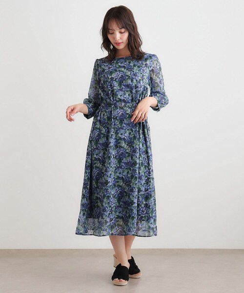 LAURA ASHLEY（ローラアシュレイ）の「【WEB限定カラーあり／洗える／同柄アイテムあり】ケラウェイ柄 ドビーワンピース（ワンピース・レディース・ネイビー系7/レッド系1/オレンジ系1・38/40）」の13枚目の写真