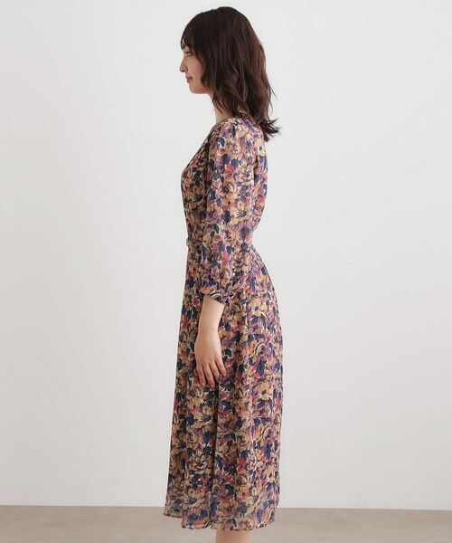 LAURA ASHLEY（ローラアシュレイ）の「【WEB限定カラーあり／洗える／同柄アイテムあり】ケラウェイ柄 ドビーワンピース（ワンピース・レディース・ネイビー系7/レッド系1/オレンジ系1・38/40）」の17枚目の写真