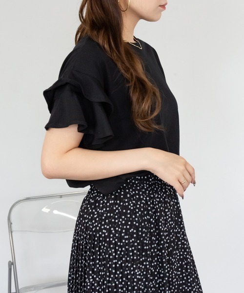 RCD(アールシーディー)の「袖ダブルフリルTシャツ(Tシャツ/カットソー・レディース・ブラック/ホワイト/ピンクベージュ/カーキ・LL~3L/M-L)」の9枚目の写真